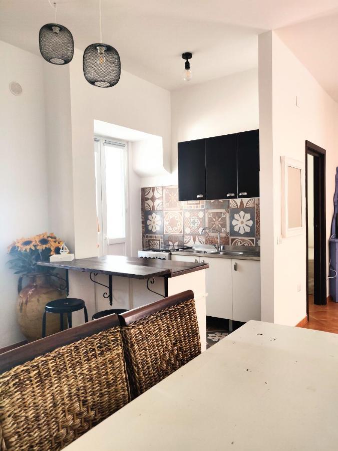 Almarea Blu - Appartamento In Villa Vicino Al Mare - Affitto Breve 滨海波利尼亚诺 外观 照片